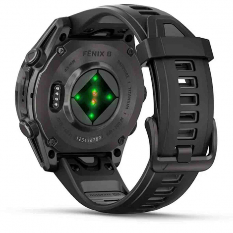 Garmin Fenix 8  43 mm, AMOLED  Sapphire Titane Carbon Gray DLC -bracelet silicone noir