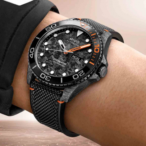 Montre Mido Ocean Star 200C Carbon