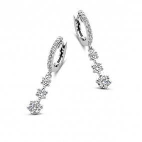 Boucles d'oreilles en argent serties de zirconium Naiomy Silver - Aurianna