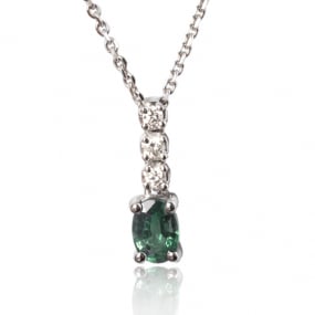 Collier meraude ovale 0.50 ct serti de diamants 0.09 ct Valeriya - CL3922-EM0.50